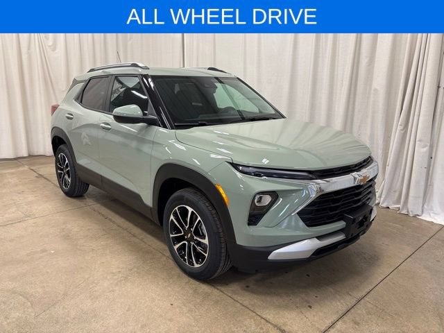 2026 Chevrolet Trailblazer LT in Cacti Green — front three-quarter view